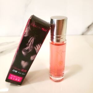 Phermone Perfume "Venom" for her